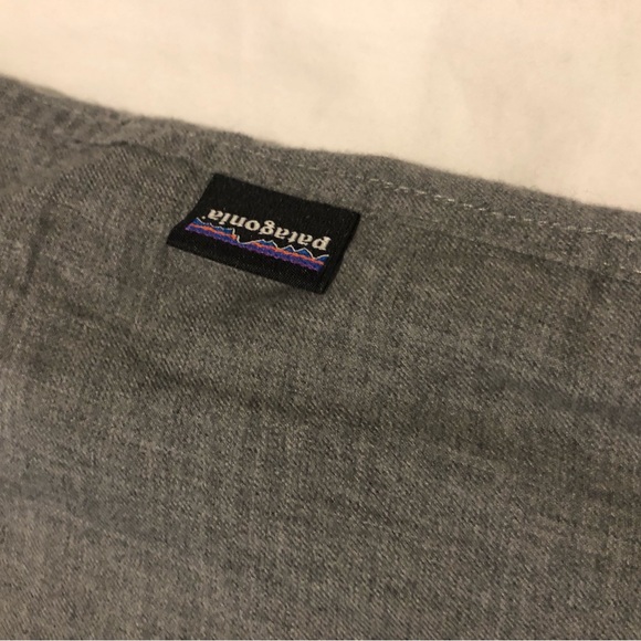 Patagonia organic cotton gray button down shirt EUC 900 - Picture 2 of 5